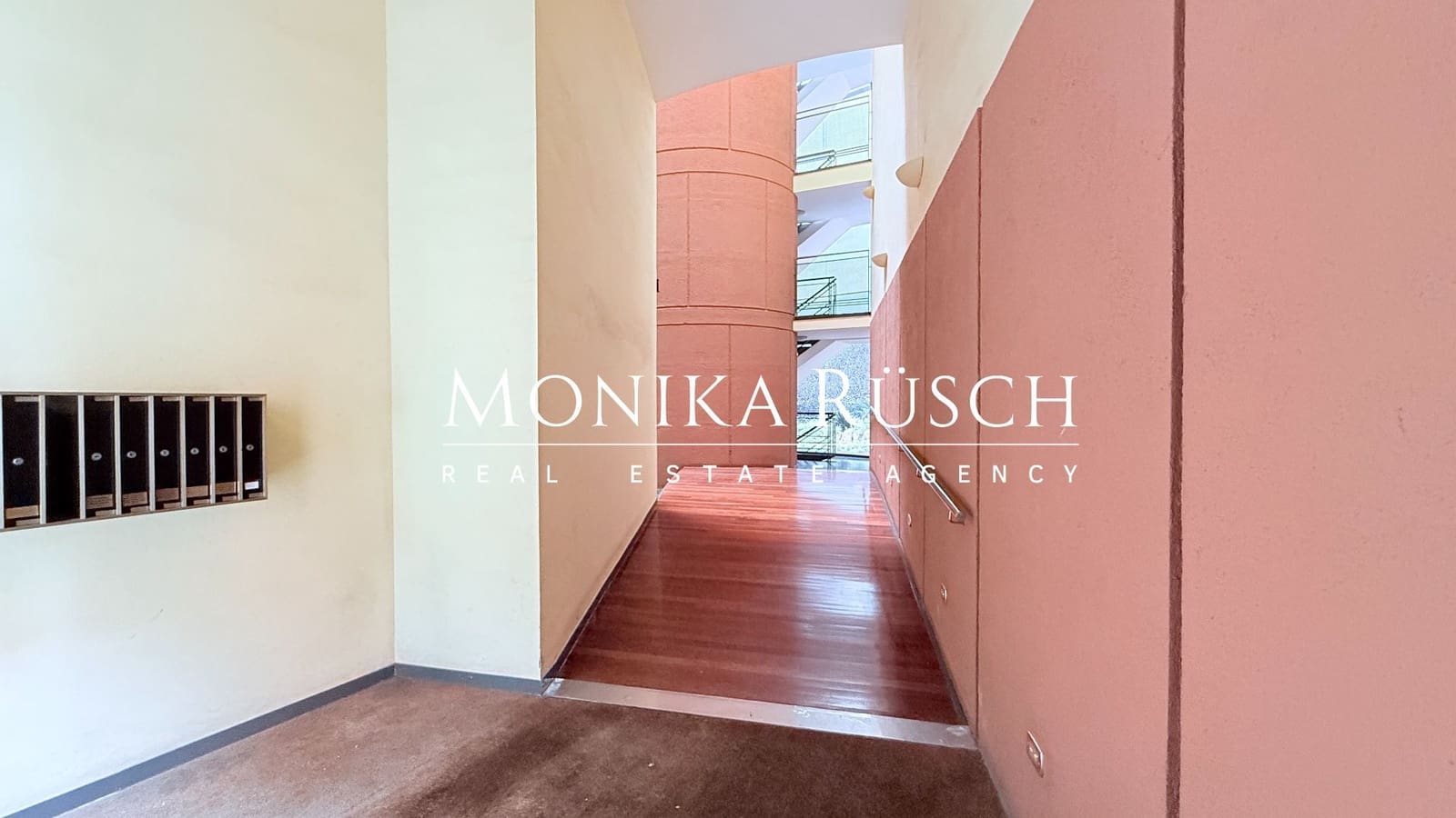 Escritório para venda em Barcelona cidade - 280 000 € (Ref: 9451506)