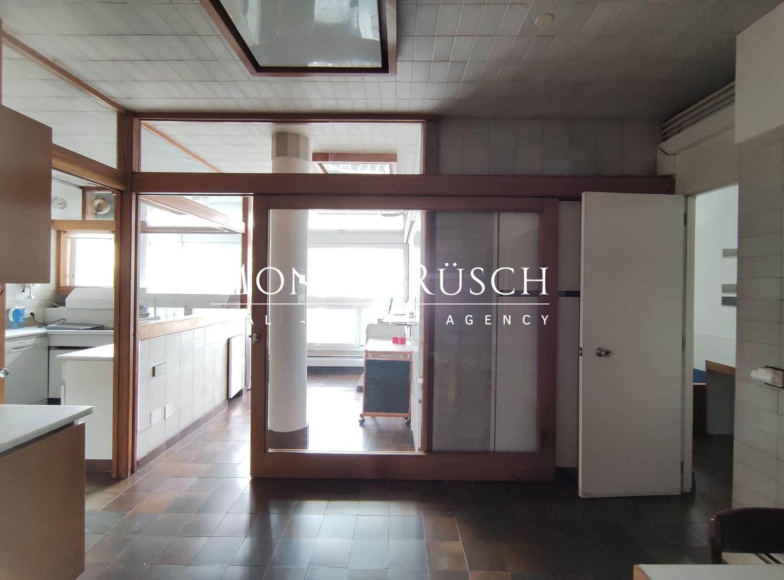 3 Zimmer Wohnung zu vermieten in Barcelona Stadt mit Pool Garage - 3.500 € (Ref: 9451507)