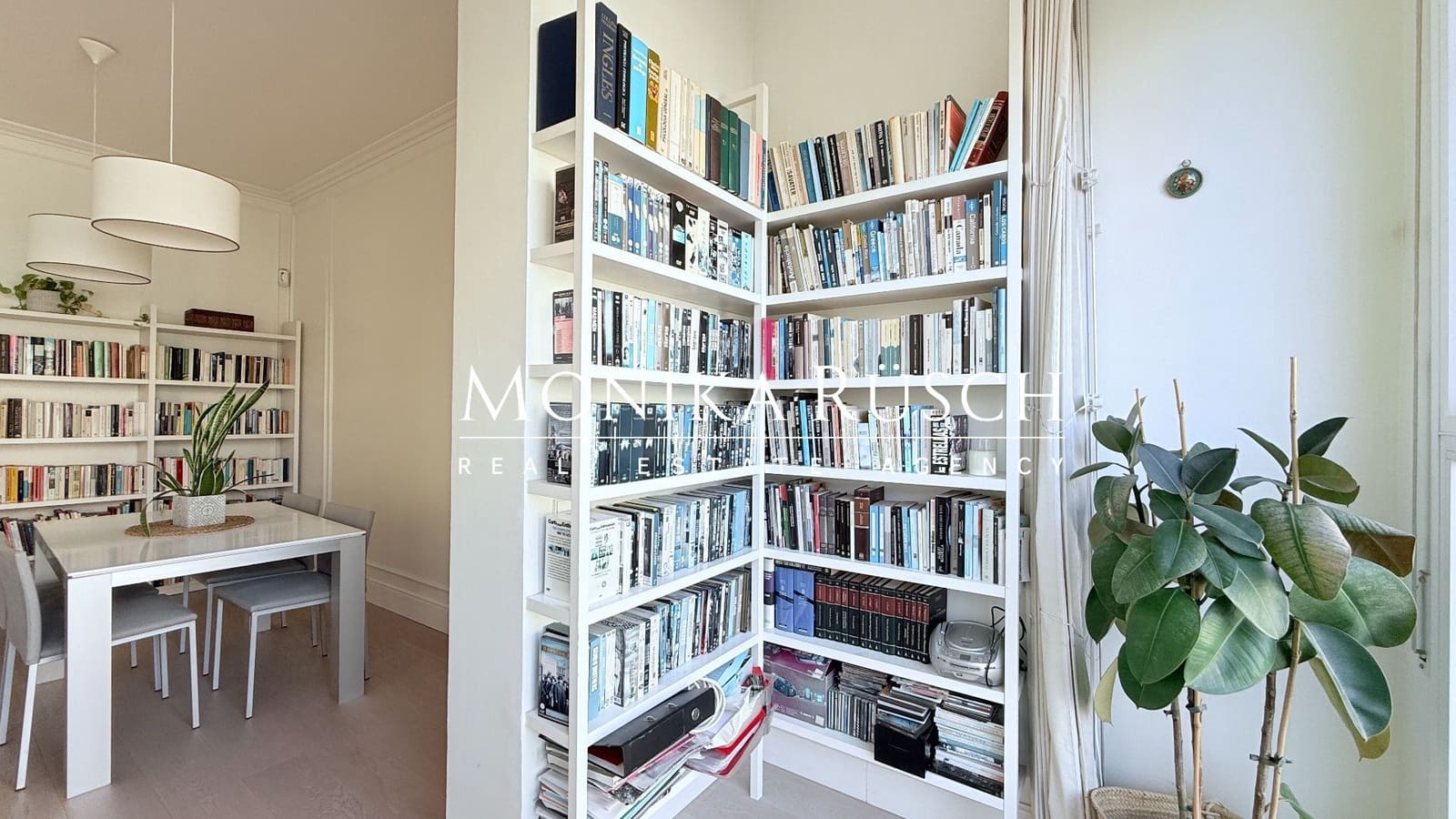 3 bedroom Flat for sale in Barcelona city - € 1,125,000 (Ref: 9485137)