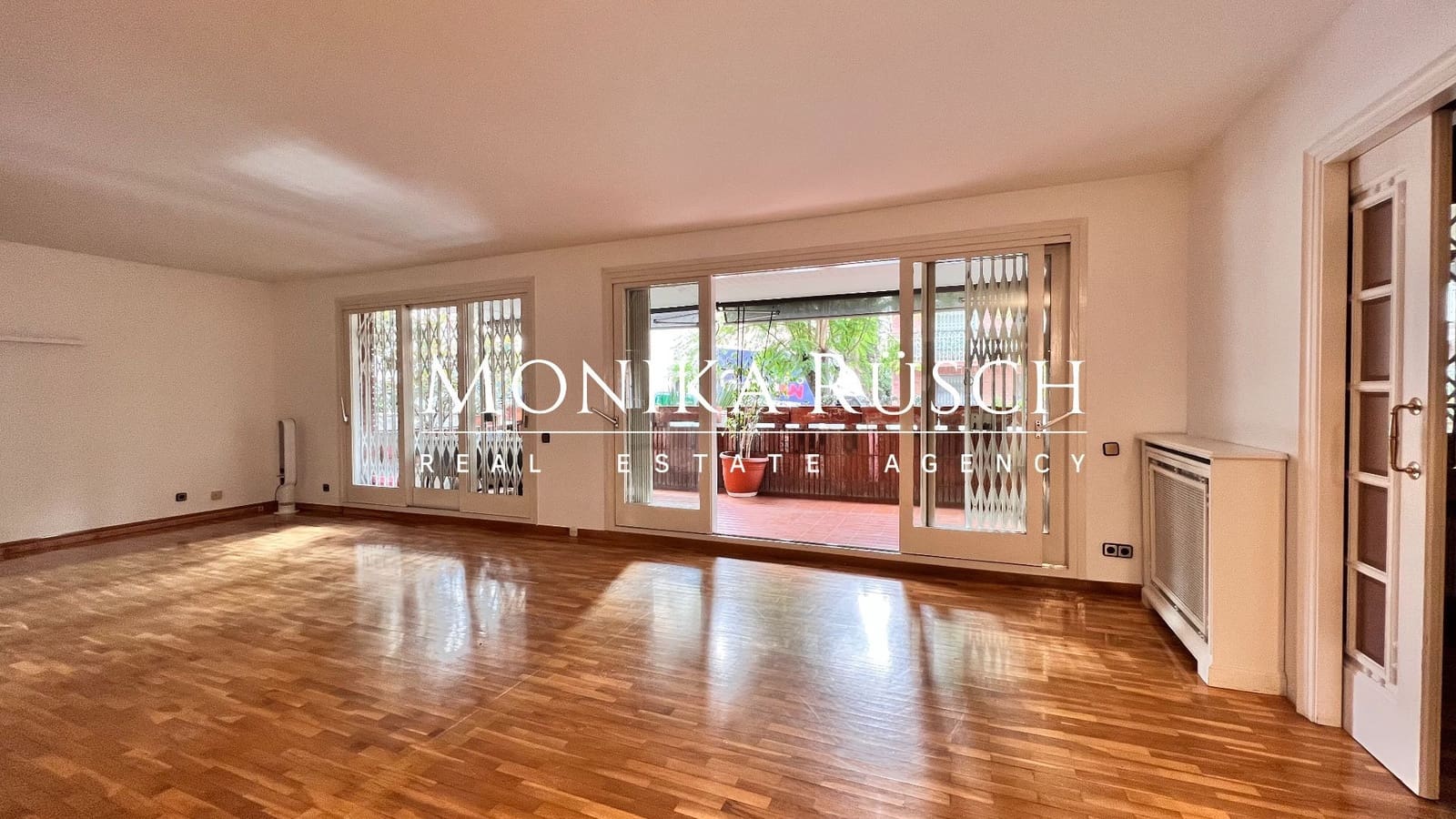 Piso de 4 habitaciones en Barcelona ciudad en alquiler con garaje - 4.500 € (Ref: 9491069)