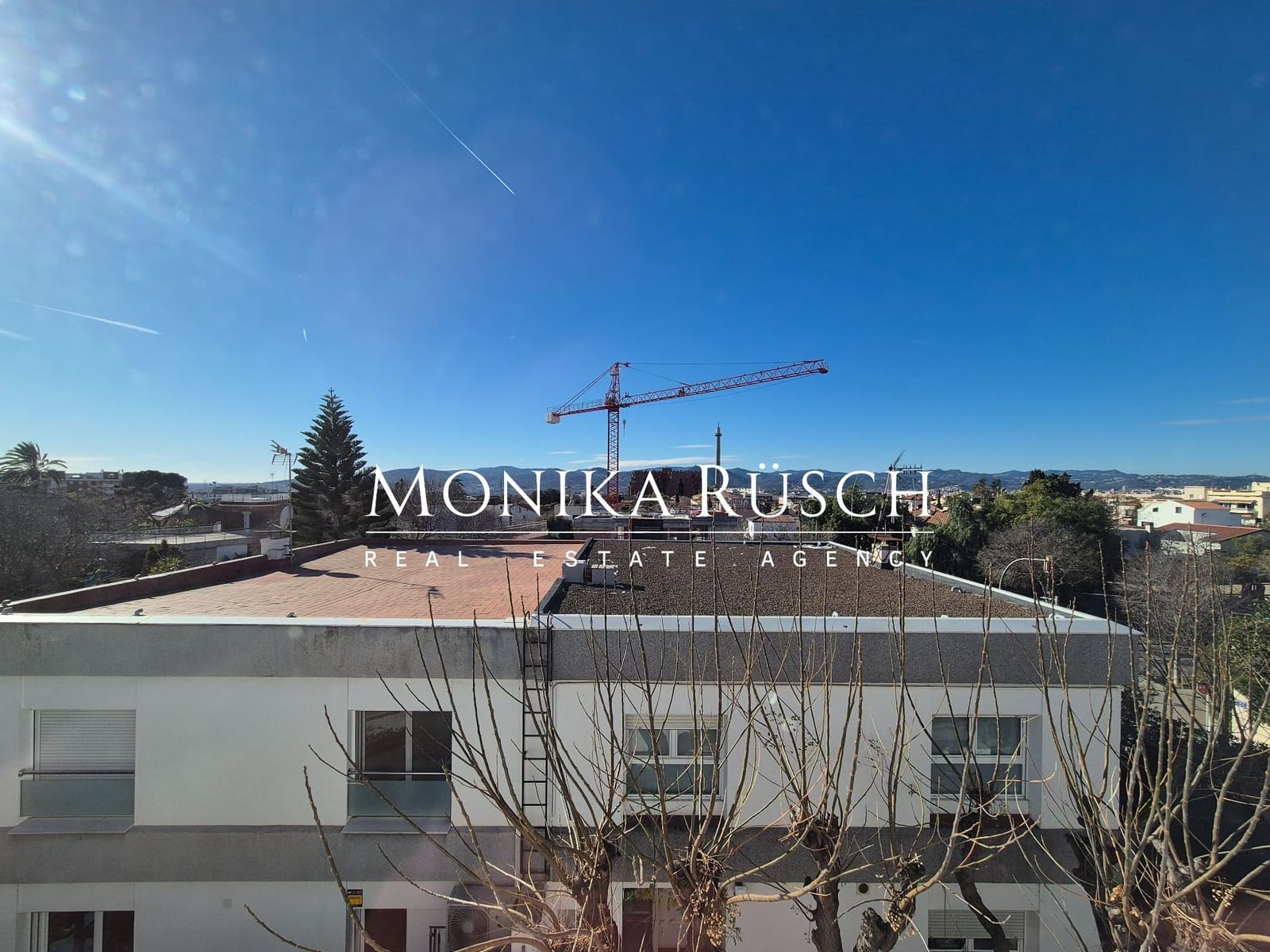 4 makuuhuone Paritalo vuokrattavana paikassa Sant Just Desvern mukana 
autotalli - 3 800 € (Ref: 9494264)