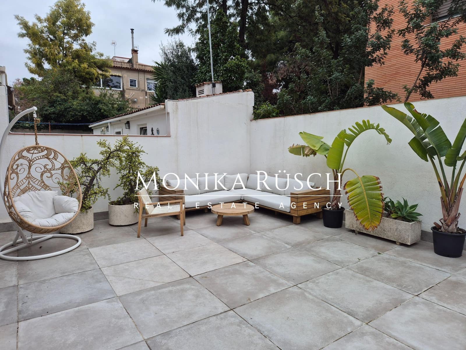 4 makuuhuone Paritalo vuokrattavana paikassa Sant Just Desvern mukana 
autotalli - 3 800 € (Ref: 9494264)