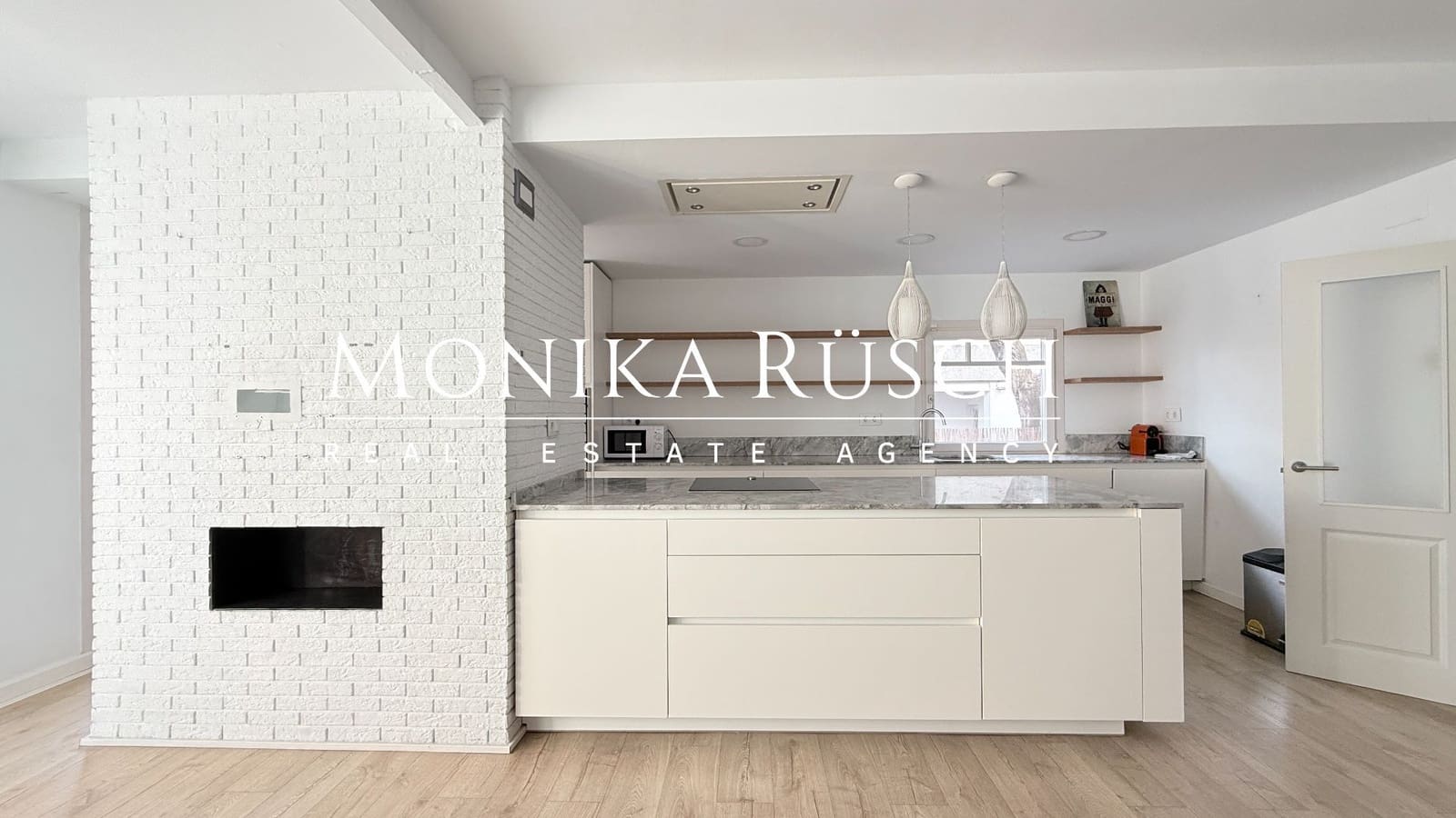 4 makuuhuone Paritalo vuokrattavana paikassa Sant Just Desvern mukana 
autotalli - 3 500 € (Ref: 9494264)