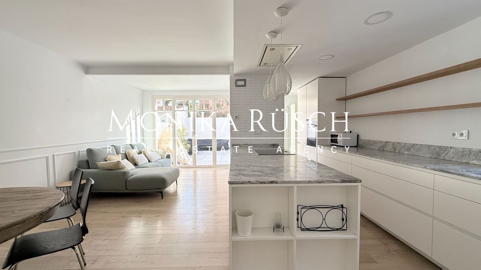 4 makuuhuone Paritalo vuokrattavana paikassa Sant Just Desvern mukana 
autotalli - 3 500 € (Ref: 9494264)