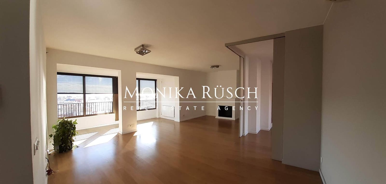 4 soveværelse Lejlighed til salg i Barcelona by med garage - € 1.380.000 (Ref: 9503824)