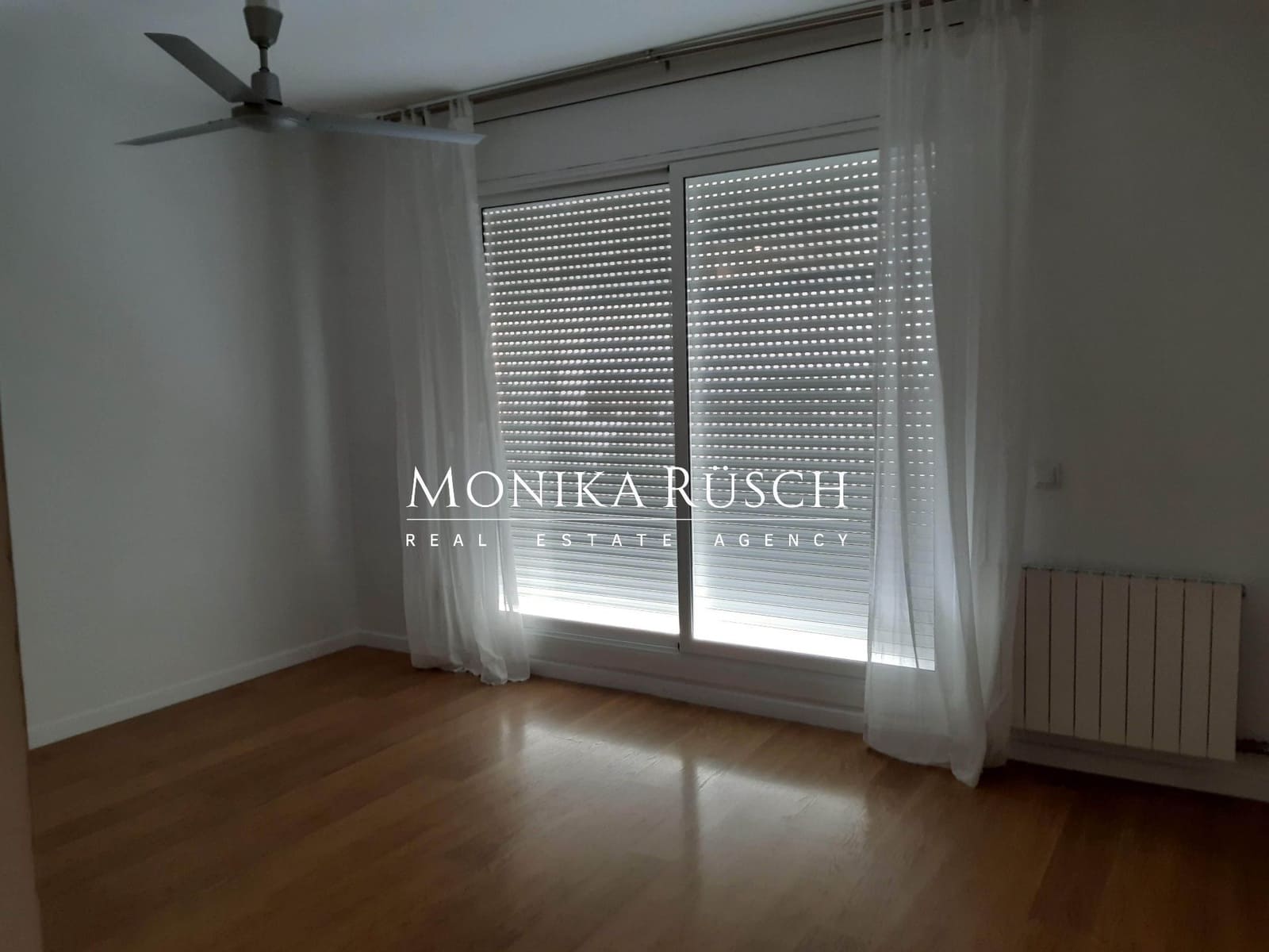 4 soveværelse Lejlighed til salg i Barcelona by med garage - € 1.380.000 (Ref: 9503824)