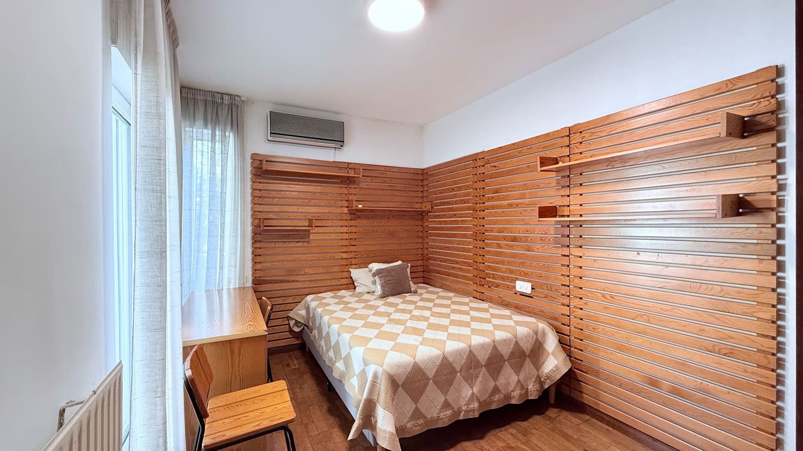 4 camera da letto Villa da affittare in Gava con piscina garage - 6.500 € (Rif: 9503826)