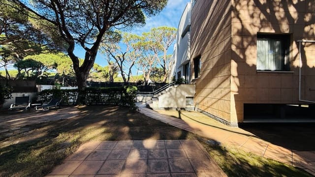 4 camera da letto Villa da affittare in Gavà con piscina garage - 6.500 € (Rif: 9503826)