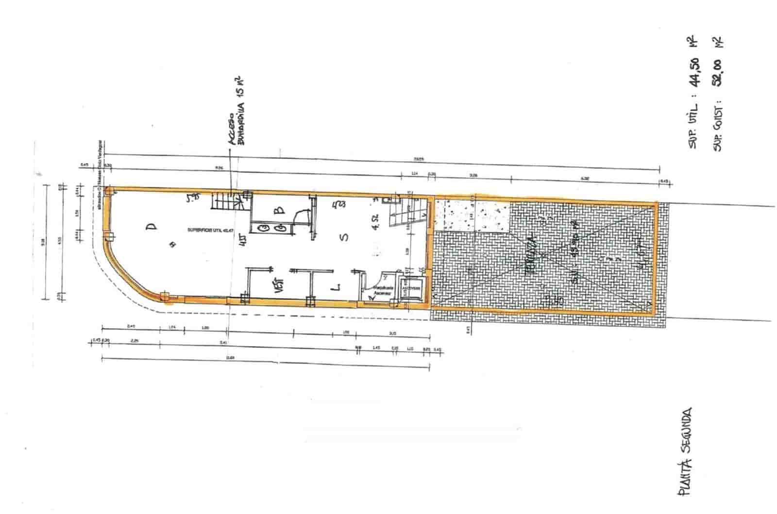 4 makuuhuone Huvila vuokrattavana paikassa El Prat de Llobregat mukana 
autotalli - 2 500 € (Ref: 9512009)