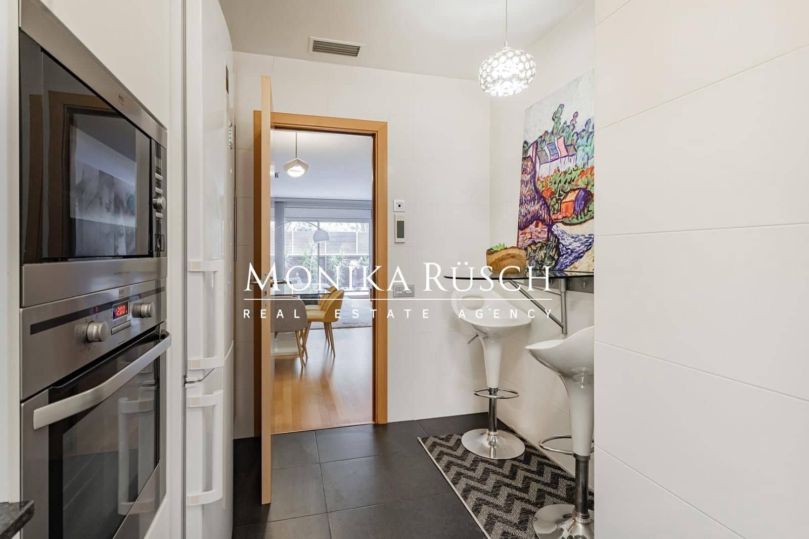 3 soveværelse Lejlighed til salg i Barcelona by med swimmingpool garage - € 620.000 (Ref: 9518432)