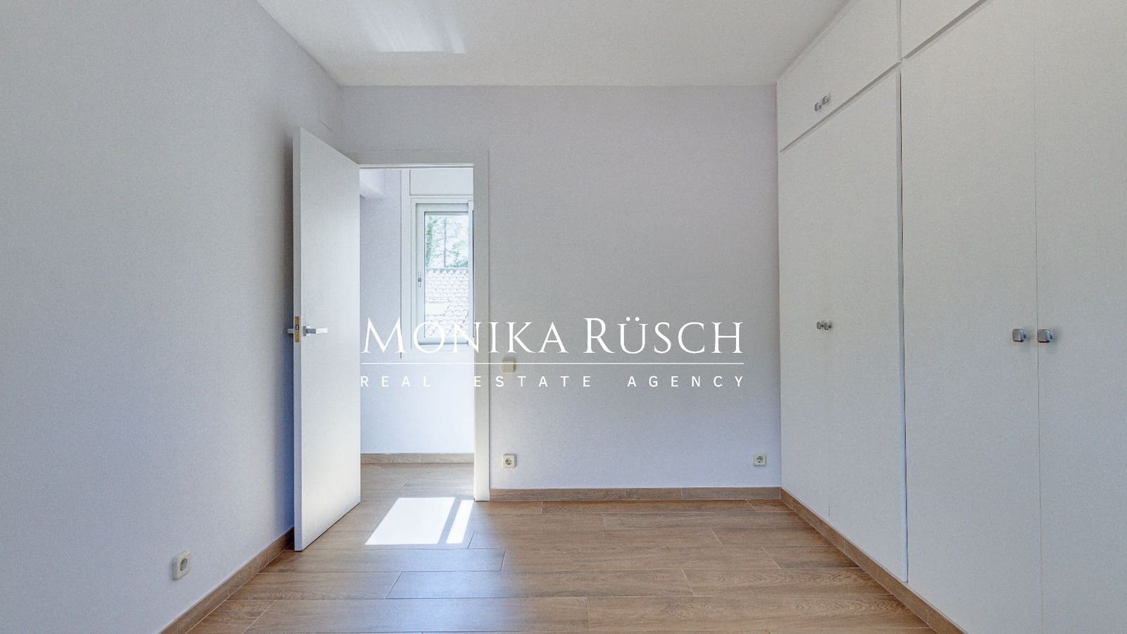 4 slaapkamer Villa te huur in Valldoreix met zwembad garage - € 3.500 (Ref: 9535502)