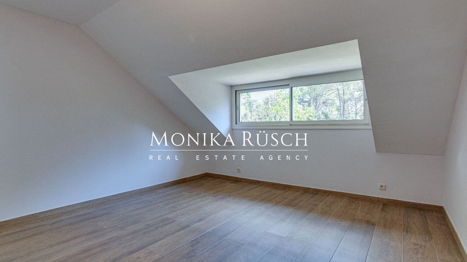 4 slaapkamer Villa te huur in Valldoreix met zwembad garage - € 3.500 (Ref: 9535502)