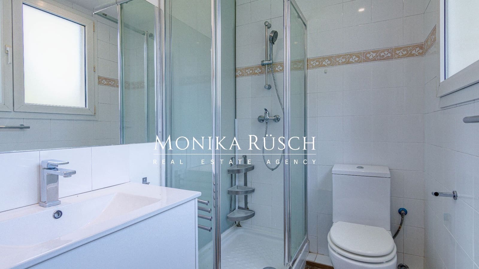 4 slaapkamer Villa te huur in Valldoreix met zwembad garage - € 3.500 (Ref: 9535502)