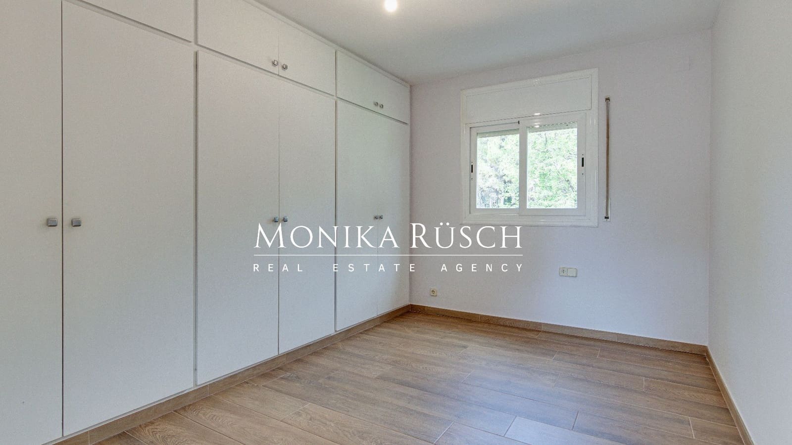 4 slaapkamer Villa te huur in Valldoreix met zwembad garage - € 3.500 (Ref: 9535502)