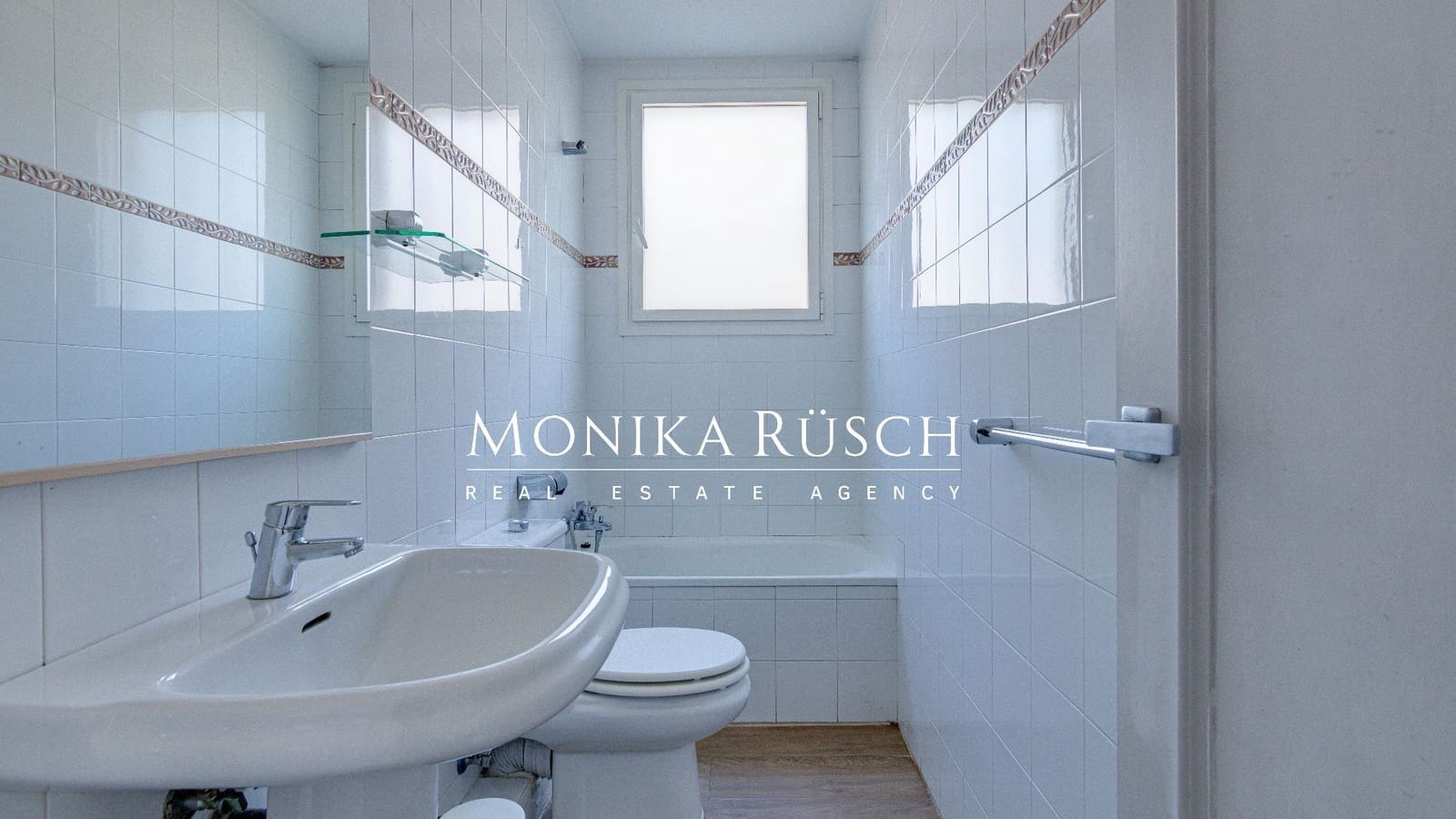 4 slaapkamer Villa te huur in Valldoreix met zwembad garage - € 3.500 (Ref: 9535502)