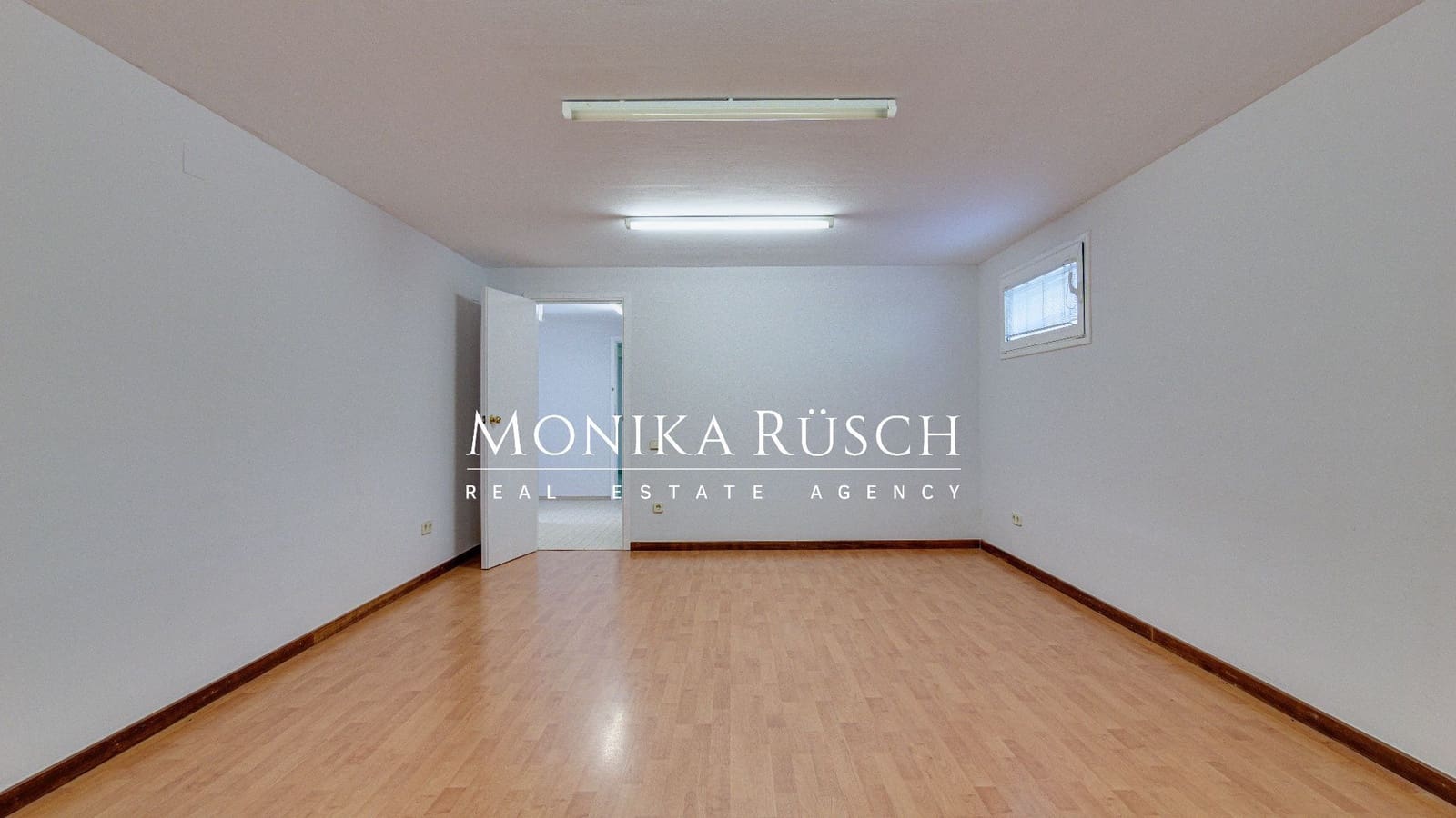 4 slaapkamer Villa te huur in Valldoreix met zwembad garage - € 3.500 (Ref: 9535502)