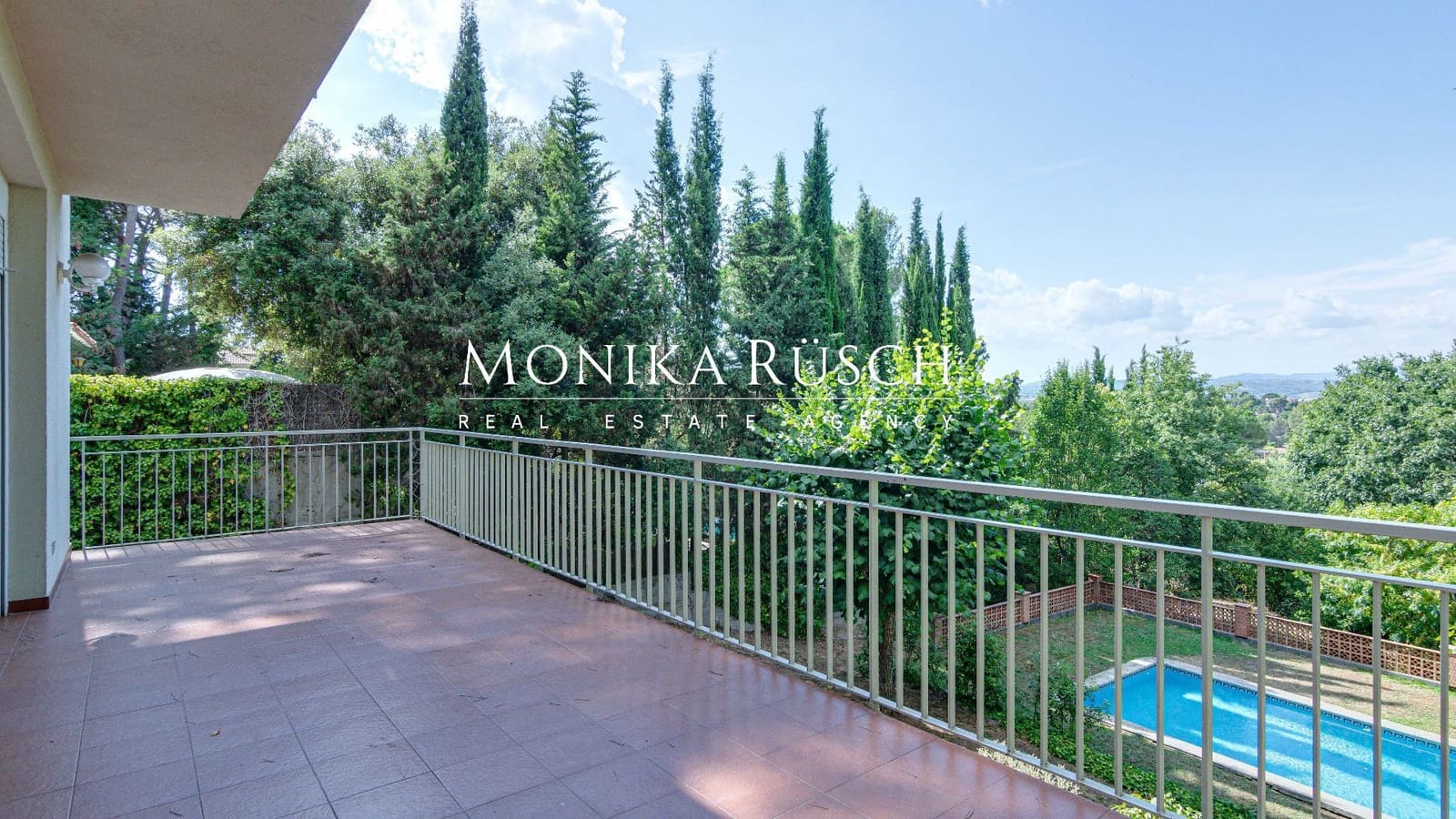 4 slaapkamer Villa te huur in Valldoreix met zwembad garage - € 3.500 (Ref: 9535502)