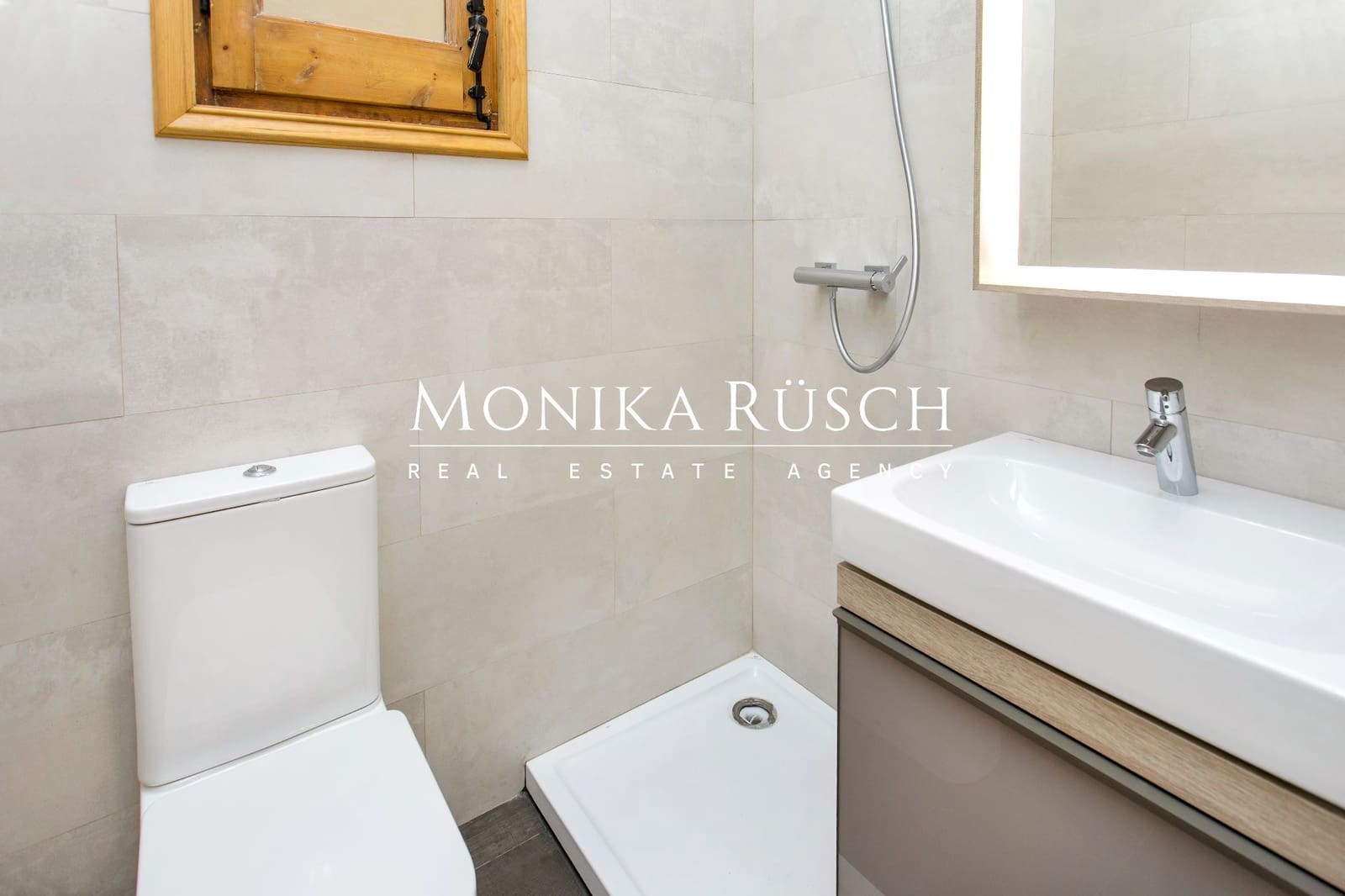 3 soveværelse Lejlighed til leje i Barcelona by - € 4.340 (Ref: 9564303)