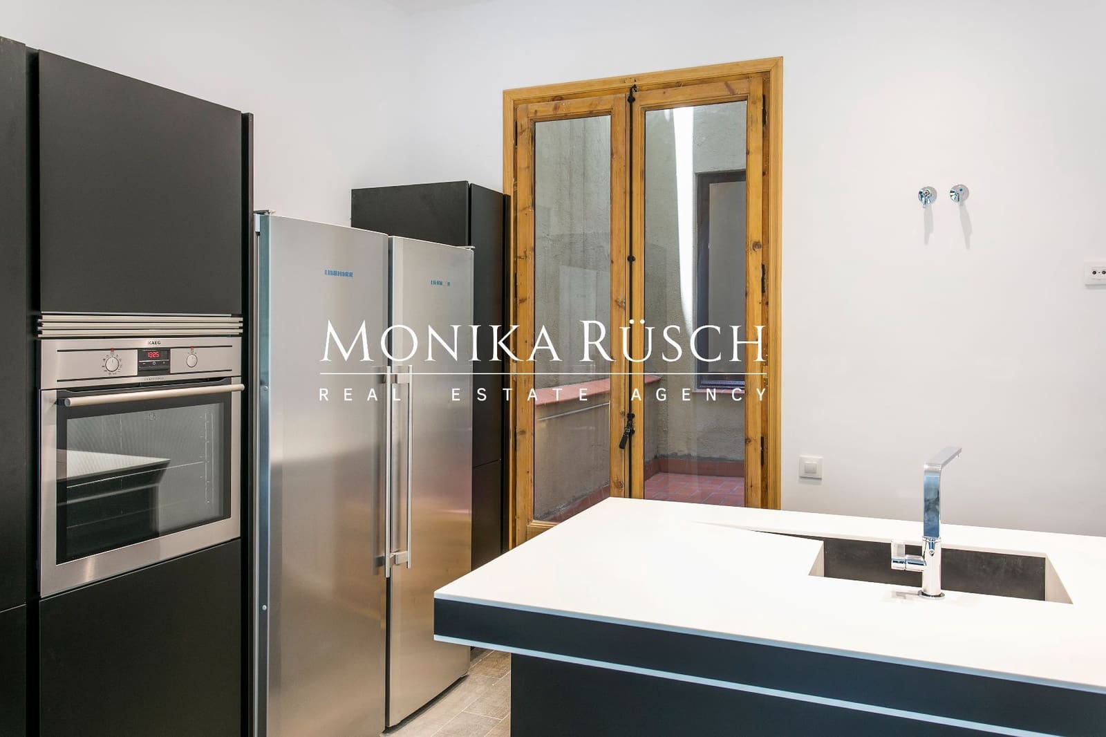 3 soveværelse Lejlighed til leje i Barcelona by - € 4.340 (Ref: 9564303)