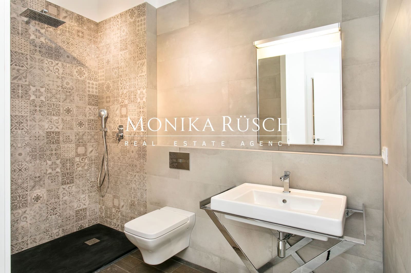 3 soveværelse Lejlighed til leje i Barcelona by - € 4.340 (Ref: 9564303)