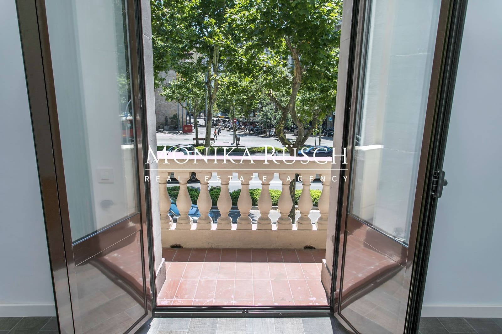 3 soveværelse Lejlighed til leje i Barcelona by - € 4.340 (Ref: 9564303)