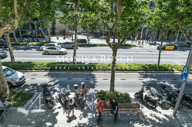 3 soveværelse Lejlighed til leje i Barcelona by - € 4.340 (Ref: 9564303)