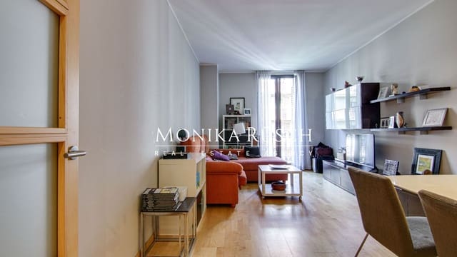 3 soveværelse Lejlighed til leje i Barcelona by med garage - € 2.045 (Ref: 9573958)