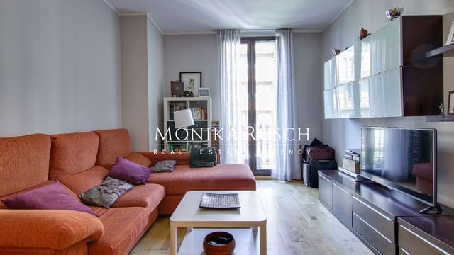 3 soveværelse Lejlighed til leje i Barcelona by med garage - € 2.045 (Ref: 9573958)