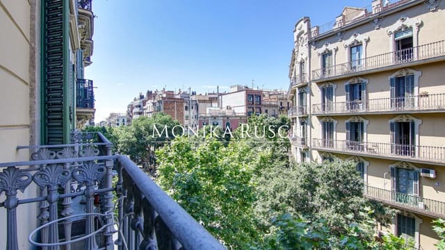 3 soveværelse Lejlighed til leje i Barcelona by med garage - € 2.045 (Ref: 9573958)