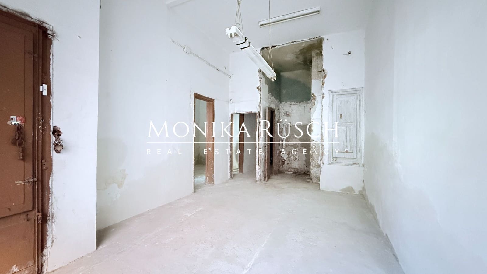 Piso de 3 habitaciones en Barcelona ciudad en venta con garaje - 550.000 € (Ref: 9585352)