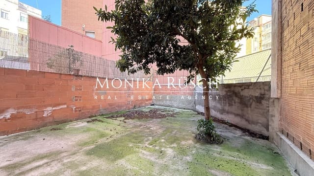 Piso de 3 habitaciones en Barcelona ciudad en venta con garaje - 550.000 € (Ref: 9585352)