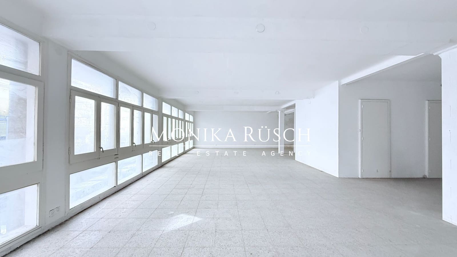 Gewerbe zu verkaufen in Barcelona Stadt - 950.000 € (Ref: 9594621)