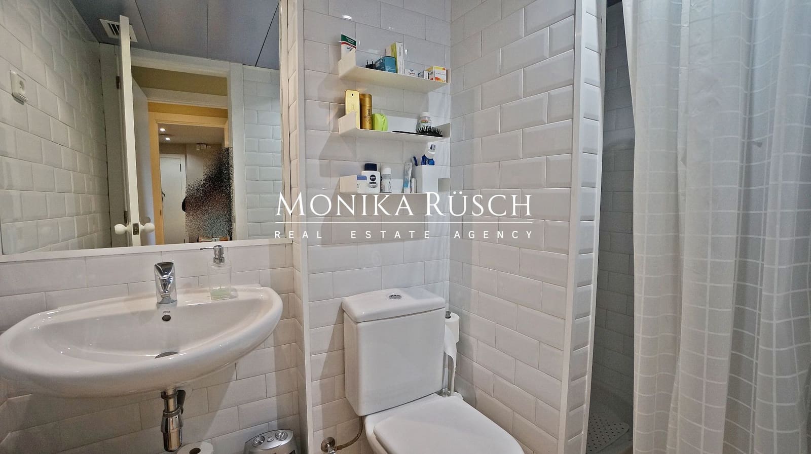 Appartement de 4 chambres à louer à Sant Cugat del Valles avec piscine garage - 2 420 € (Ref: 9607164)