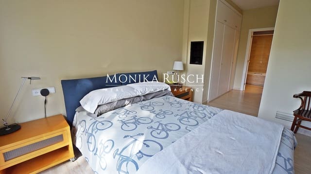 Appartement de 4 chambres à louer à Sant Cugat del Vallès avec piscine garage - 2 420 € (Ref: 9607164)