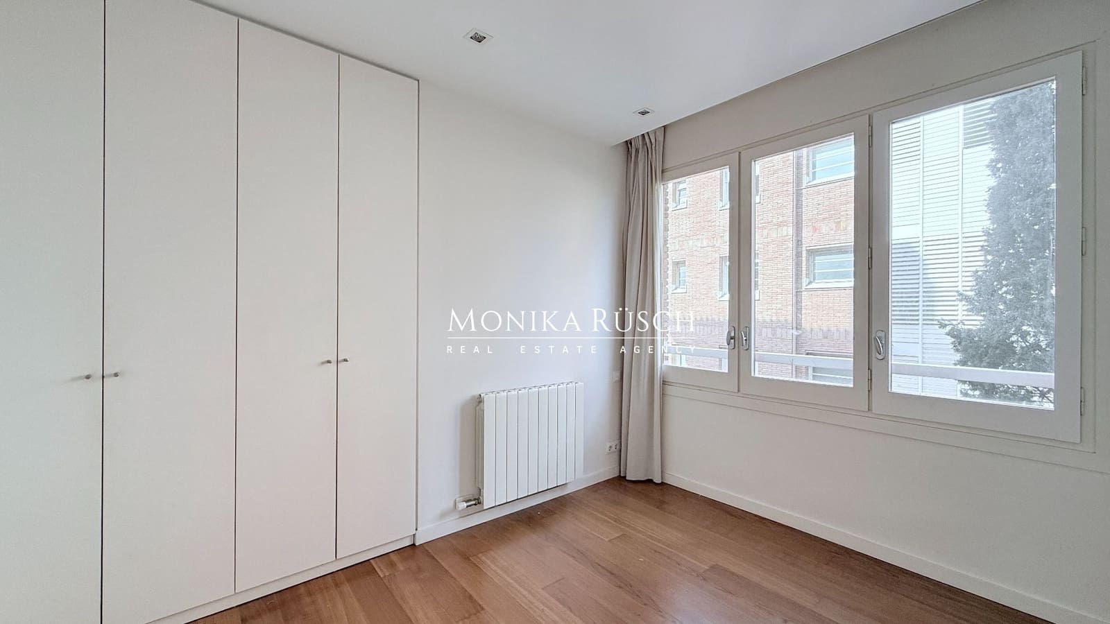 5 soveværelse Lejlighed til leje i Barcelona by med swimmingpool garage - € 4.190 (Ref: 9614679)