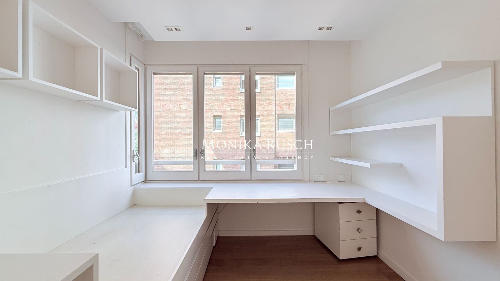 5 soveværelse Lejlighed til leje i Barcelona by med swimmingpool garage - € 4.190 (Ref: 9614679)