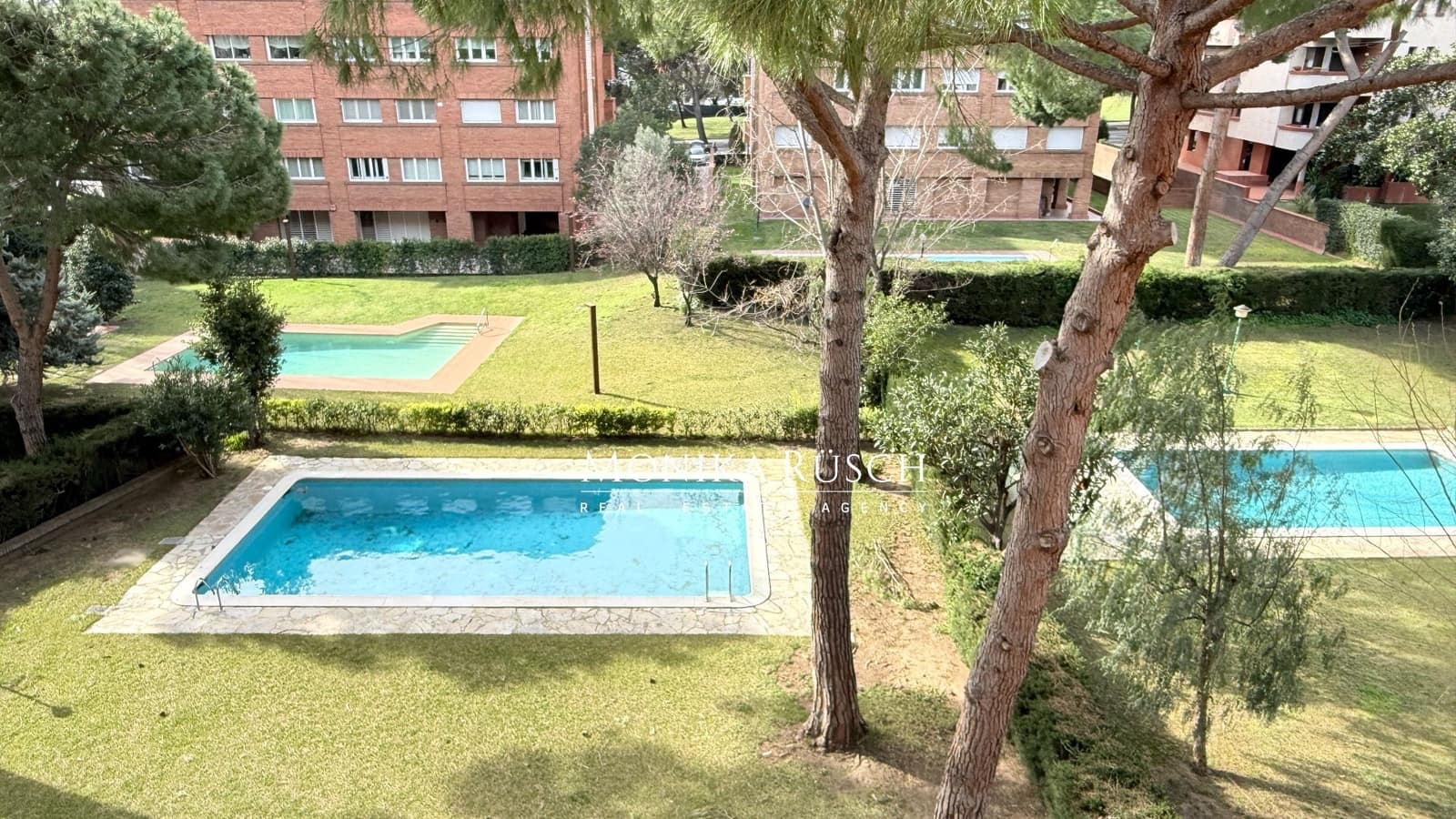 5 soveværelse Lejlighed til leje i Barcelona by med swimmingpool garage - € 4.190 (Ref: 9614679)