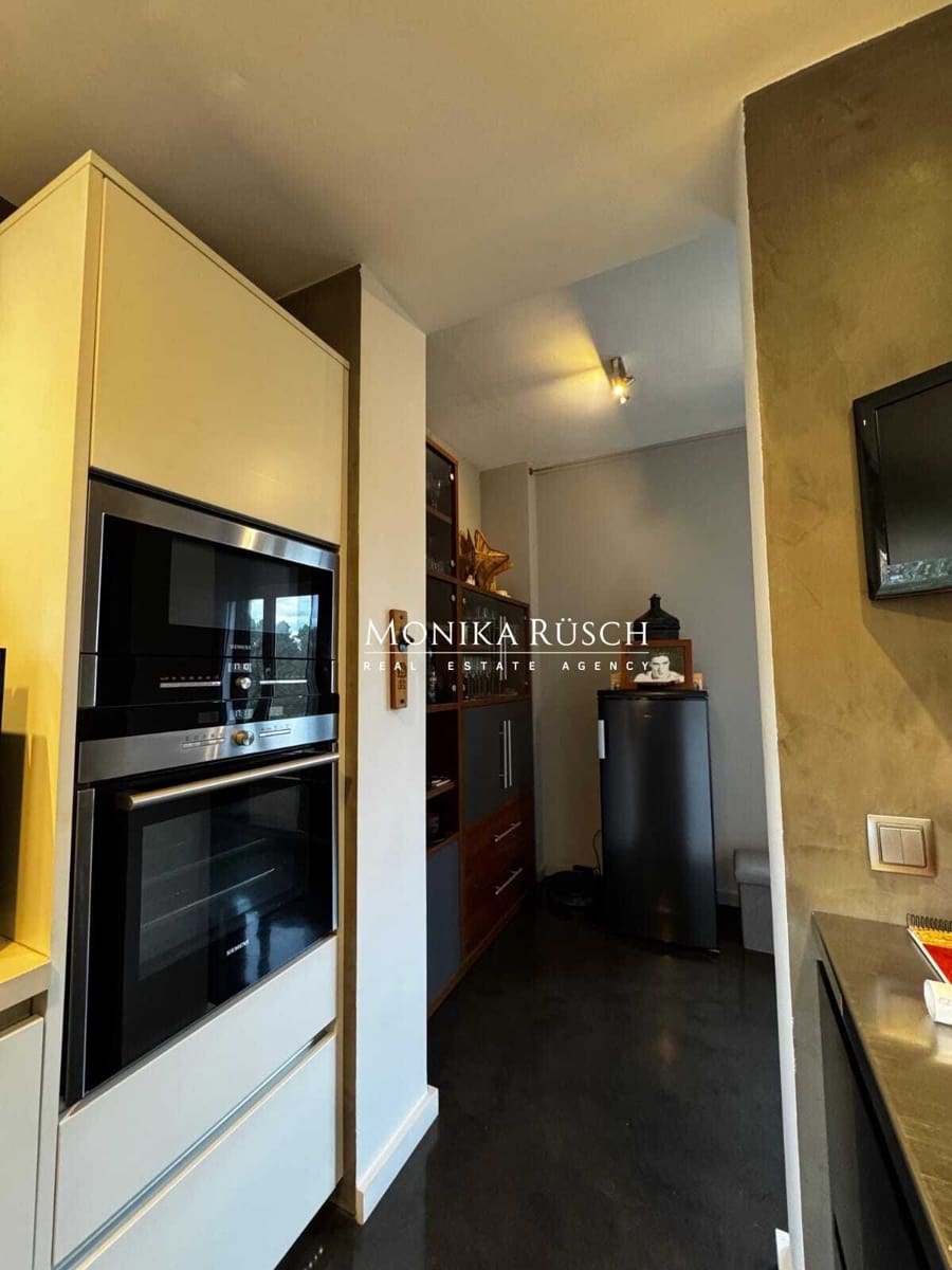 4 bedroom Villa for sale in Palleja with pool garage - € 580,000 (Ref: 9629586)