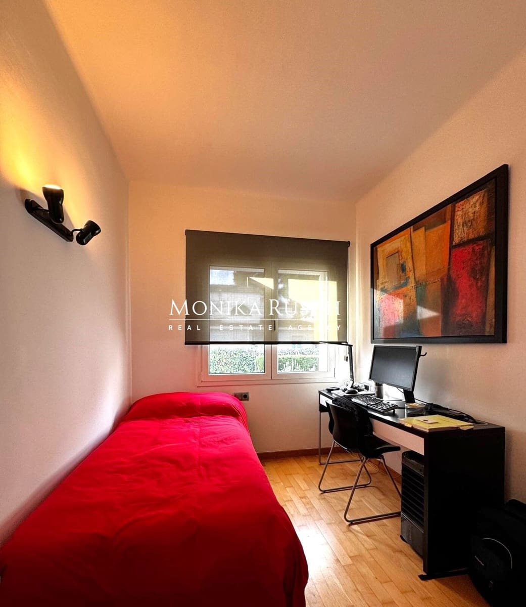 4 bedroom Villa for sale in Palleja with pool garage - € 580,000 (Ref: 9629586)