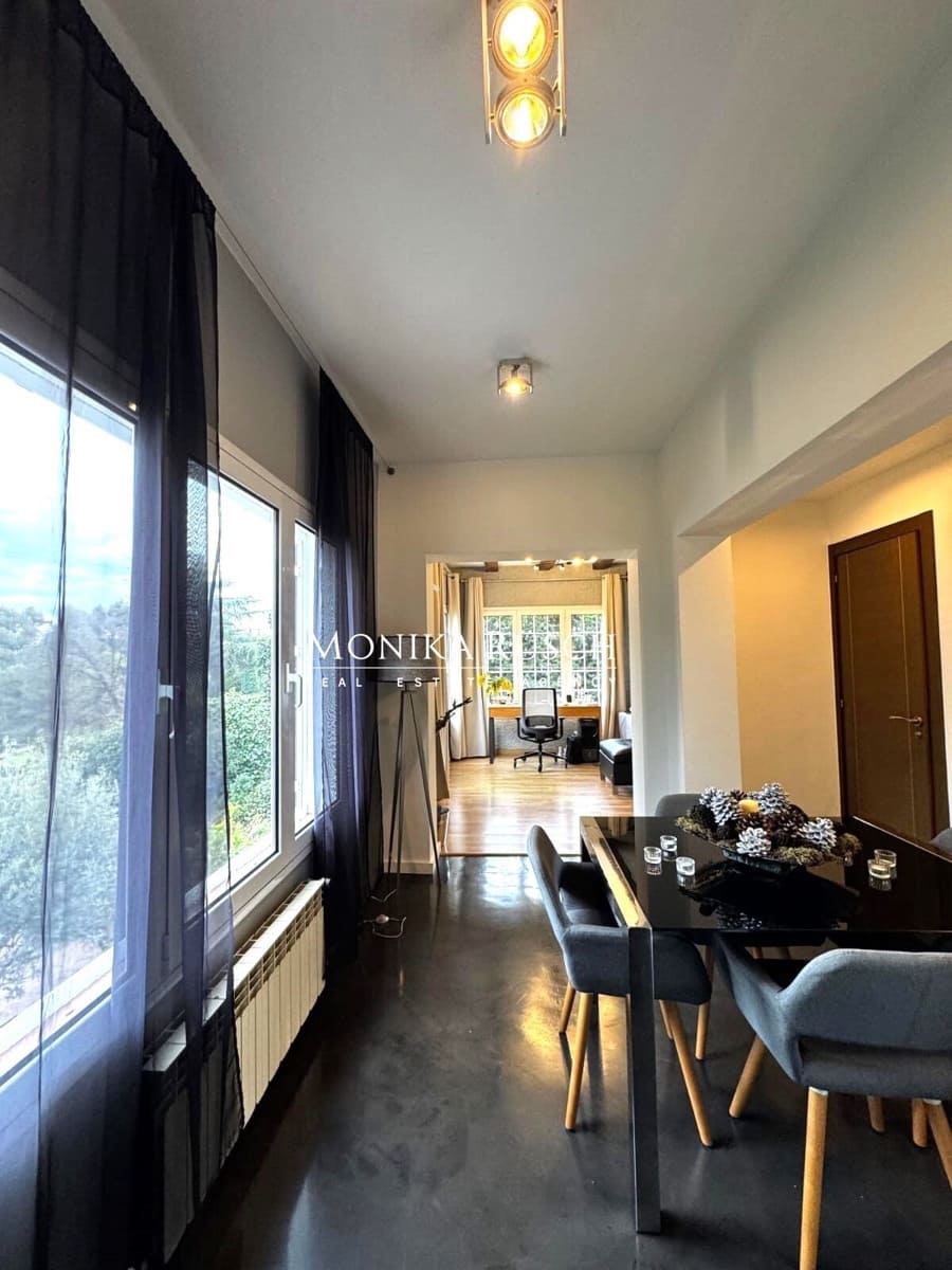 4 bedroom Villa for sale in Palleja with pool garage - € 580,000 (Ref: 9629586)