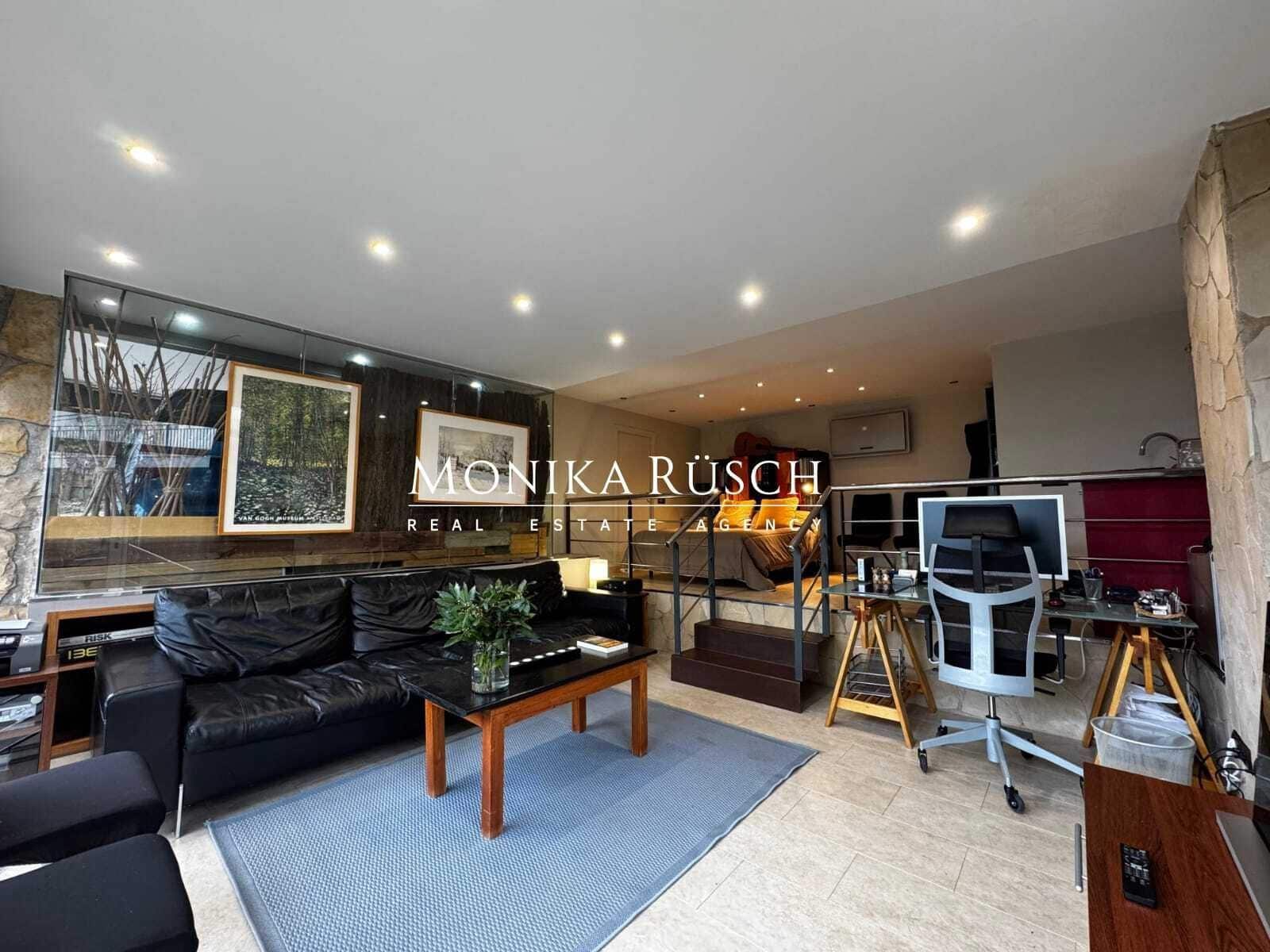 4 bedroom Villa for sale in Palleja with pool garage - € 580,000 (Ref: 9629586)