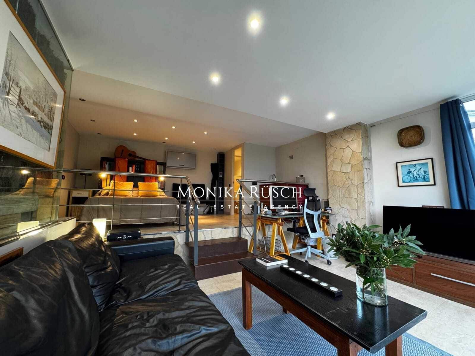 4 bedroom Villa for sale in Palleja with pool garage - € 580,000 (Ref: 9629586)