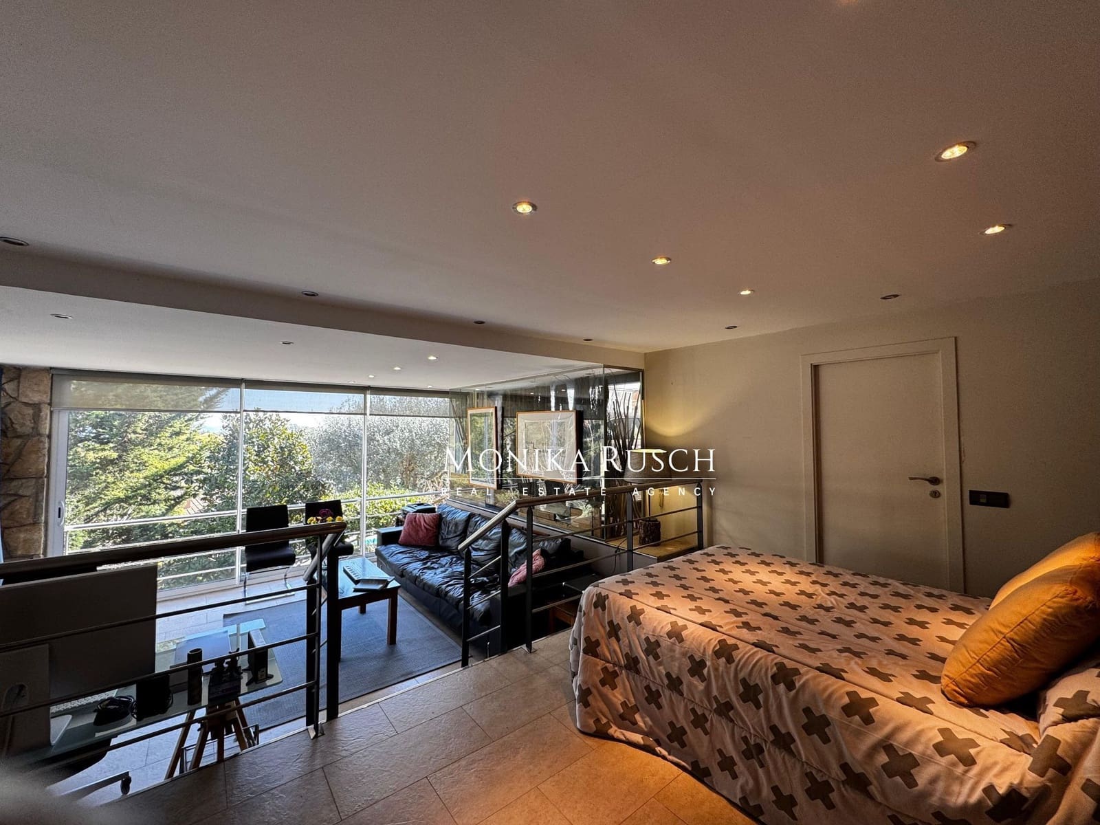 4 sovrum Villa till salu i Palleja med pool garage - 580 000 € (Ref: 9629586)