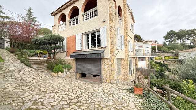 4 slaapkamer Villa te koop in Pallejà met zwembad garage - € 580.000 (Ref: 9629586)