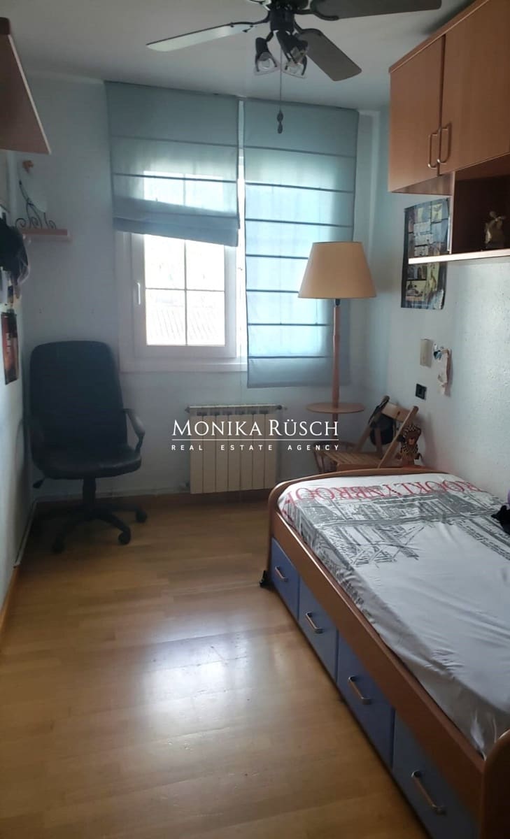 4 slaapkamer Halfvrijstaande villa te koop in La Palma de Cervello met garage - € 475.000 (Ref: 9655635)