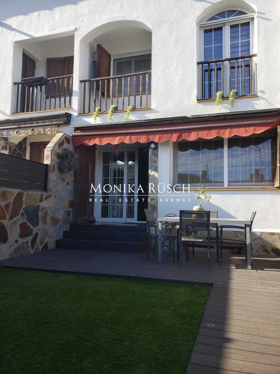 4 slaapkamer Halfvrijstaande villa te koop in La Palma de Cervello met garage - € 475.000 (Ref: 9655635)