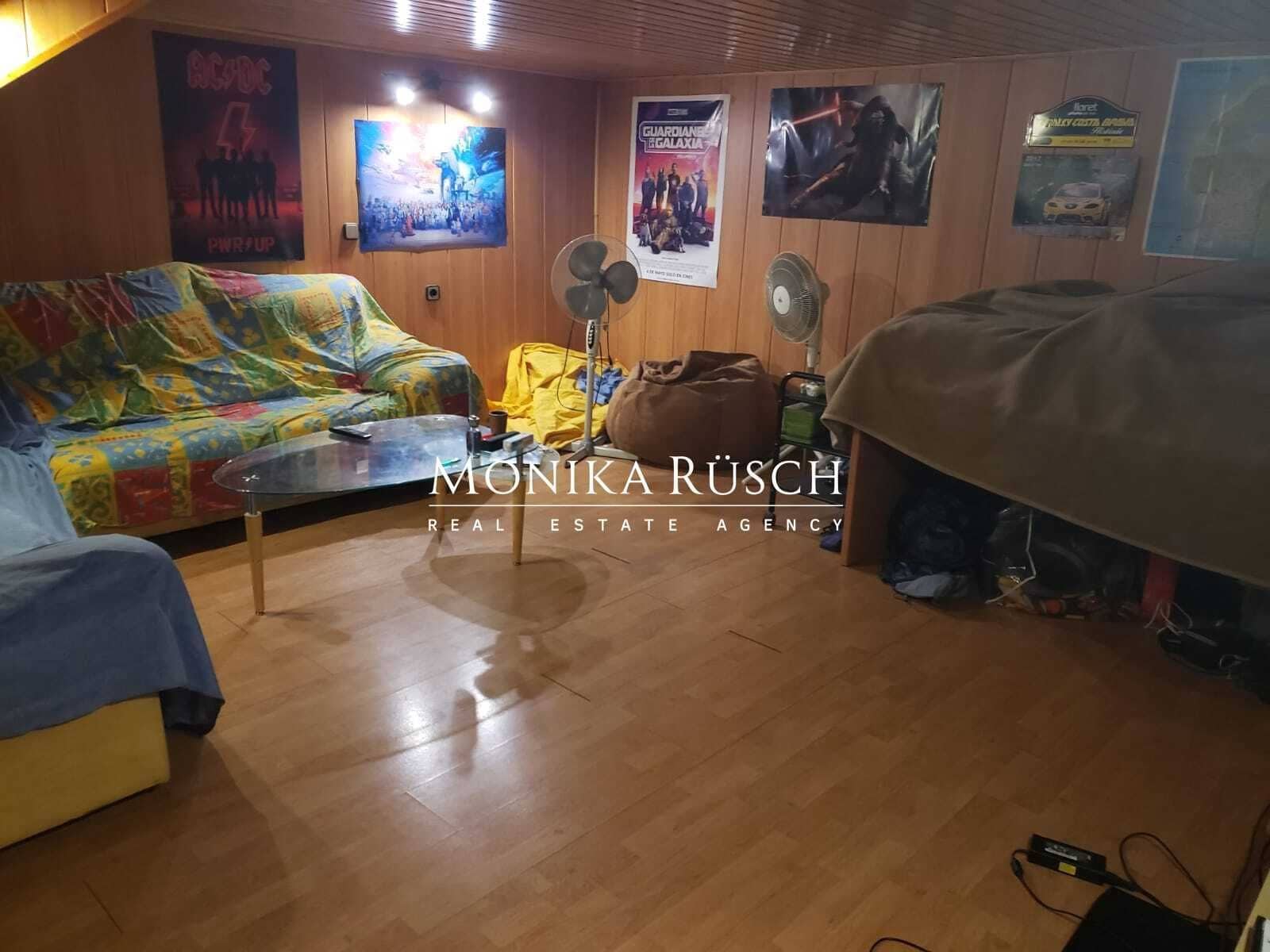 4 slaapkamer Halfvrijstaande villa te koop in La Palma de Cervello met garage - € 475.000 (Ref: 9655635)