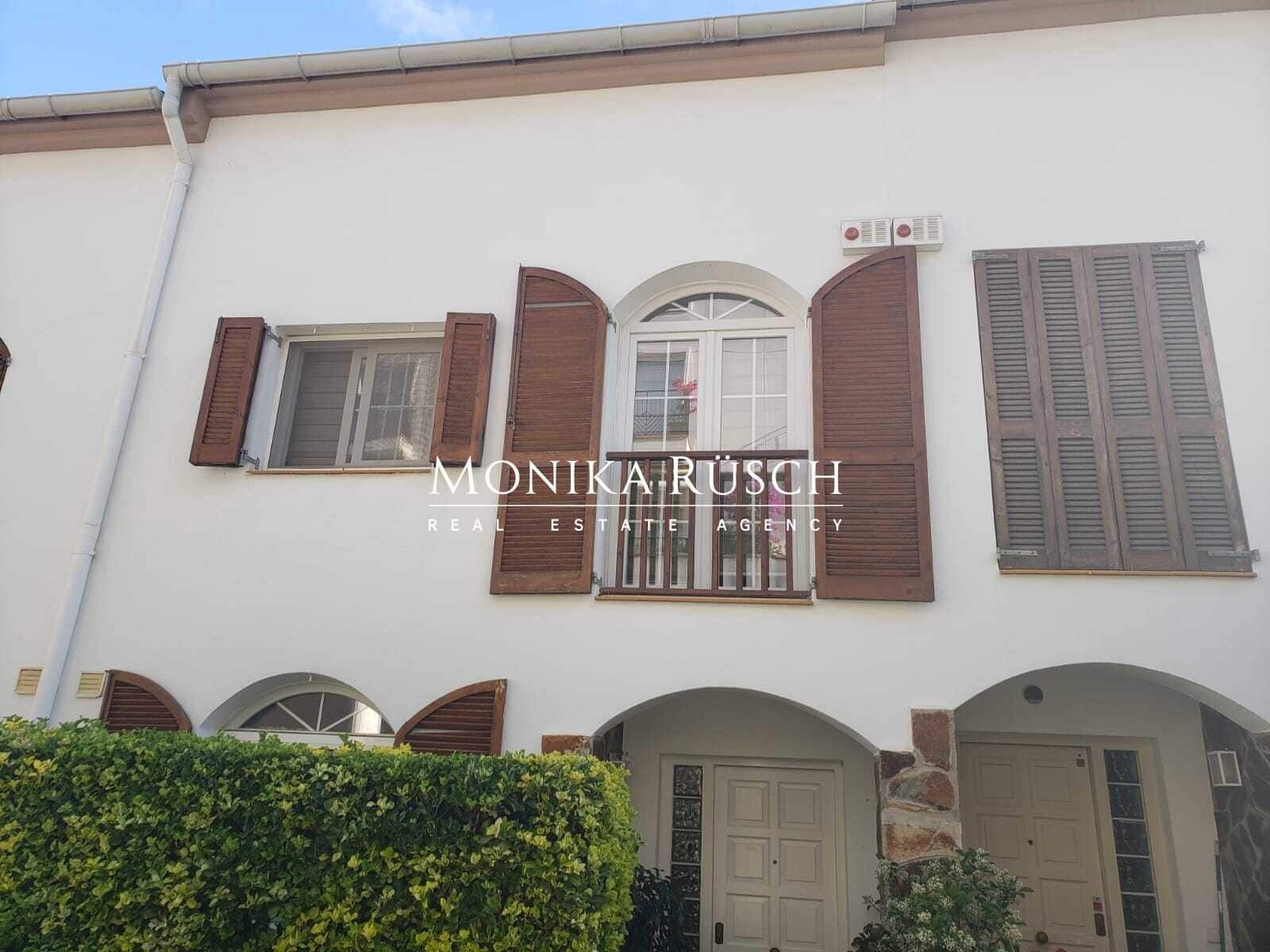 4 slaapkamer Halfvrijstaande villa te koop in La Palma de Cervello met garage - € 475.000 (Ref: 9655635)