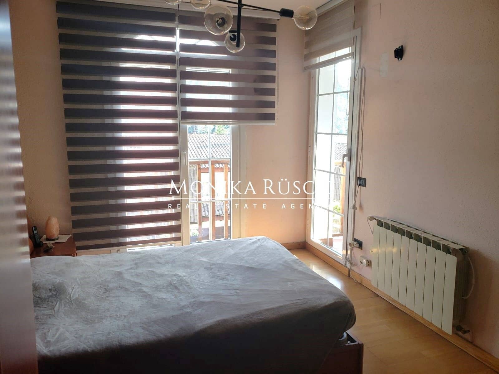 4 slaapkamer Halfvrijstaande villa te koop in La Palma de Cervello met garage - € 475.000 (Ref: 9655635)