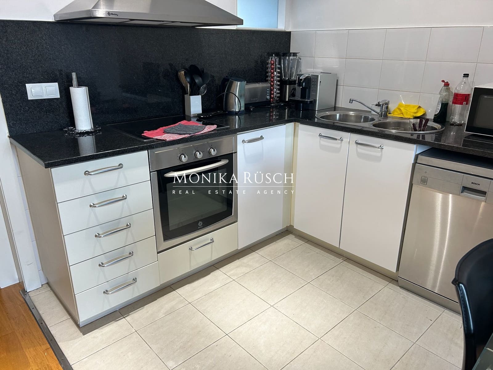 2 quarto Casa em Banda para arrendar em Barcelona cidade com garagem - 1 800 € (Ref: 9658293)